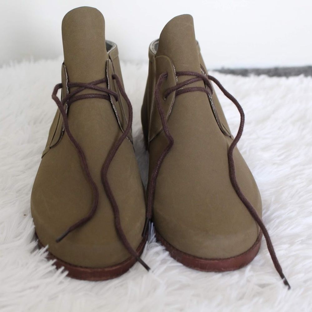 NOMAD Tan Ankle Boots Size 8
